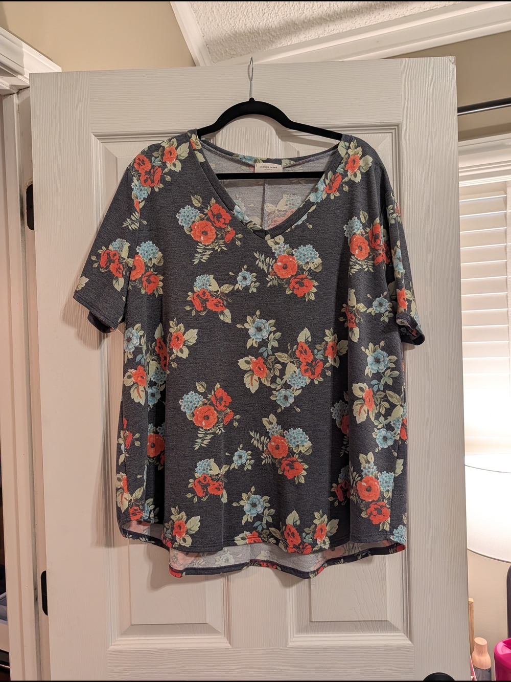 Floral V-Neck Short Sleeve Top in Charcoal with Coral & Light Blue Flowers